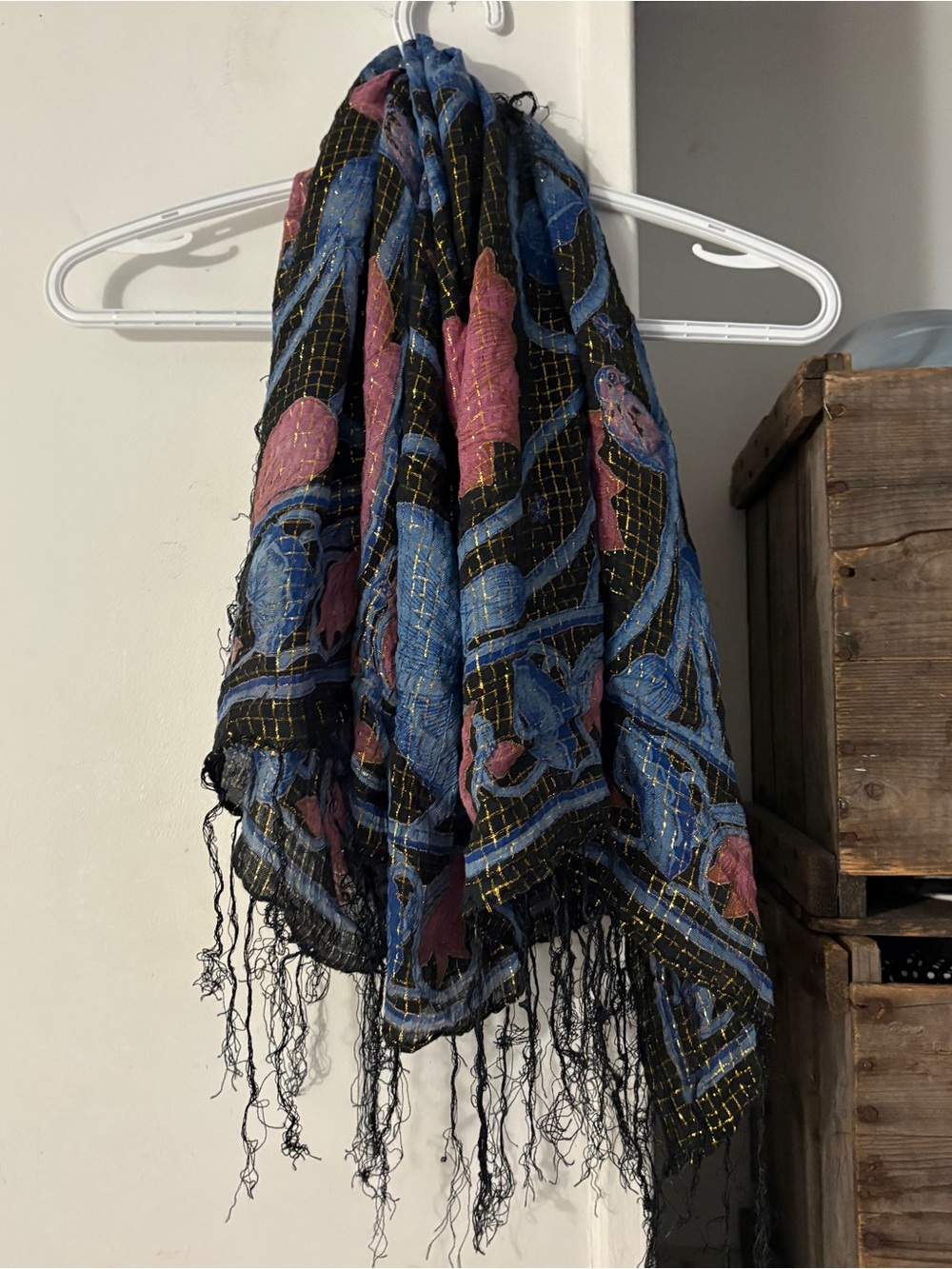 Floral Lilypad and Lotus Scarf/Pashmina/Shawl with Gold Thread and Fringe - Picture 3 of 5
